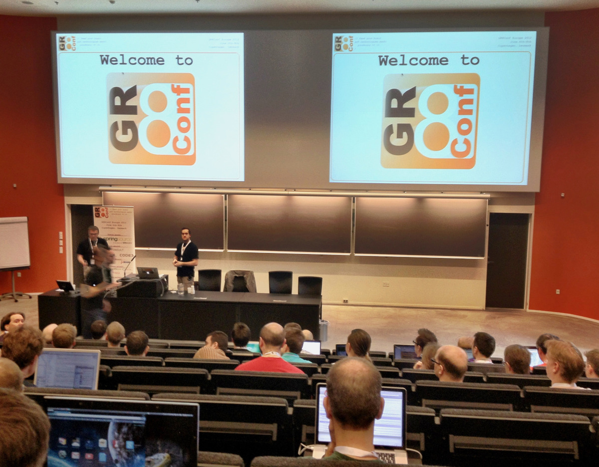 GR8Conf founder Søren Berg Glasius and Apache Groovy language co-founder Guillaume Laforge opening the conference